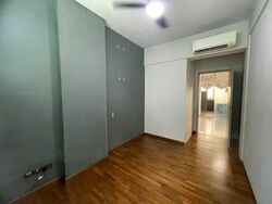 East Signature (D15), Apartment #566225061
